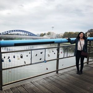 Meet your Posher, Khelsea